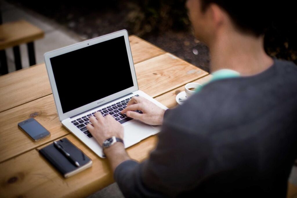 Read more about the article Create dynamic content with Divi Machine